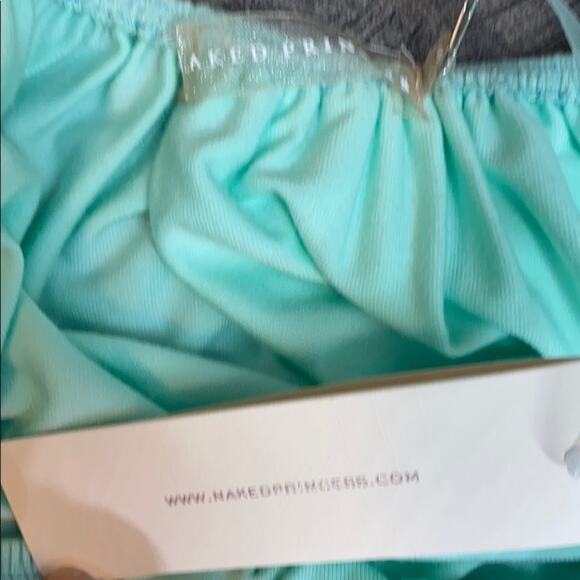 Naked Princess Amanda Tulip Sleeve Top Mint NWT - Picture 5 of 7